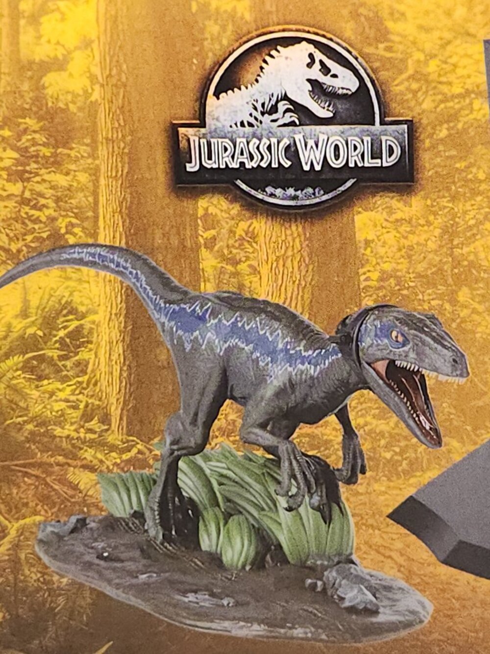 Jurassic World Toyllectible Treasures Blue Raptor Recon The Noble Collection New